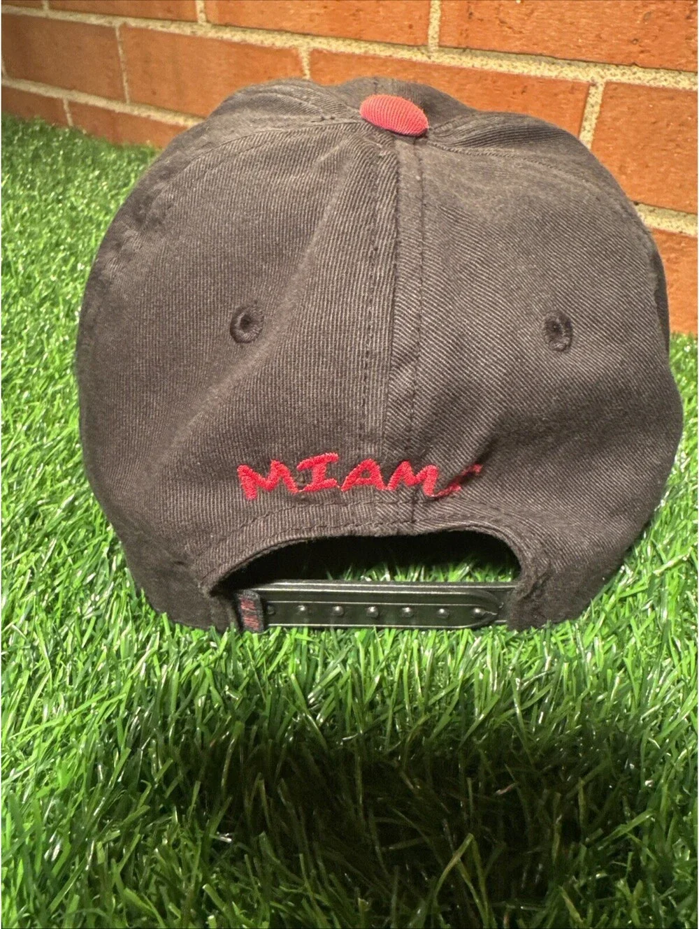 Miami Heat #1 Fan Bugs Bunny Embroidered Hat Junk Food Gap Kids Size L/XL